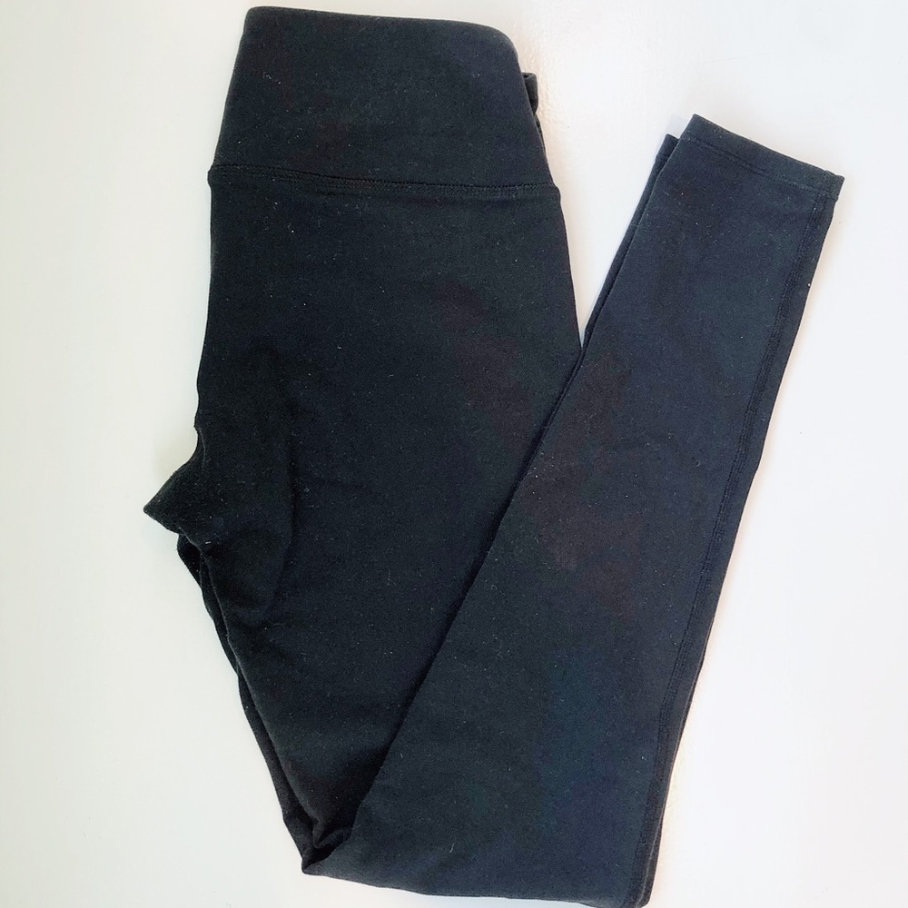 Athletes leggings. Full length.